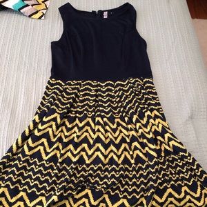 Women’s strapless dress